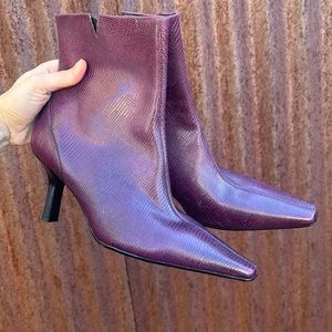 Gianni Bini 90’s purple snake skin heeled boot